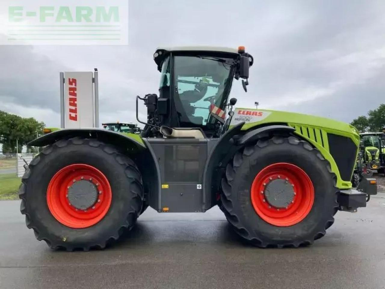CLAAS xerion 5000 trac vc TRAC VC - Farm tractor: picture 4 CLAAS xerion 5000 trac vc TRAC VC - Farm tractor: picture 4