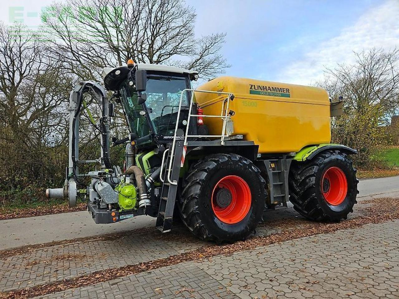 CLAAS xerion saddletrac 3800 "viele neuteile und reparaturen durchgeführt" - Self-propelled sprayer: picture 3 CLAAS xerion saddletrac 3800 "viele neuteile und reparaturen durchgeführt" - Self-propelled sprayer: picture 3