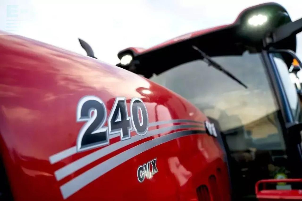 Case-IH puma 240 cvx CVX - Farm tractor: picture 2 Case-IH puma 240 cvx CVX - Farm tractor: picture 2