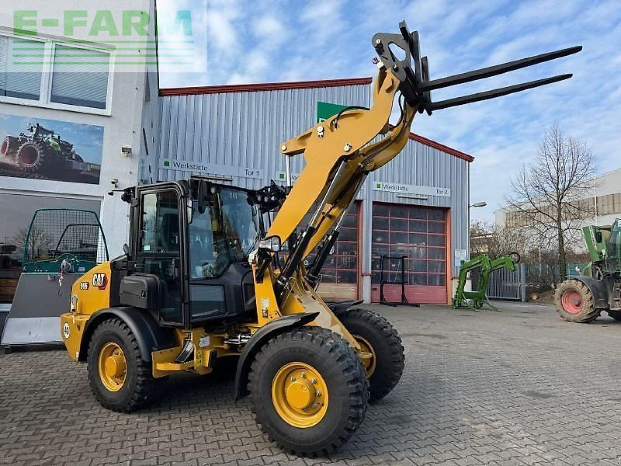 Caterpillar cat 906-14 - Mini excavator: picture 2 Caterpillar cat 906-14 - Mini excavator: picture 2