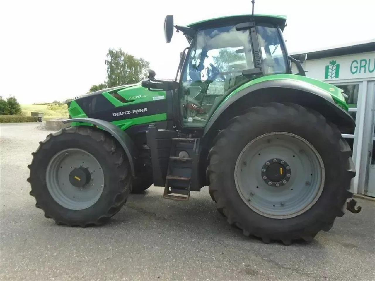 Deutz-Fahr agrotron 7230 ttv TTV - Farm tractor: picture 2 Deutz-Fahr agrotron 7230 ttv TTV - Farm tractor: picture 2