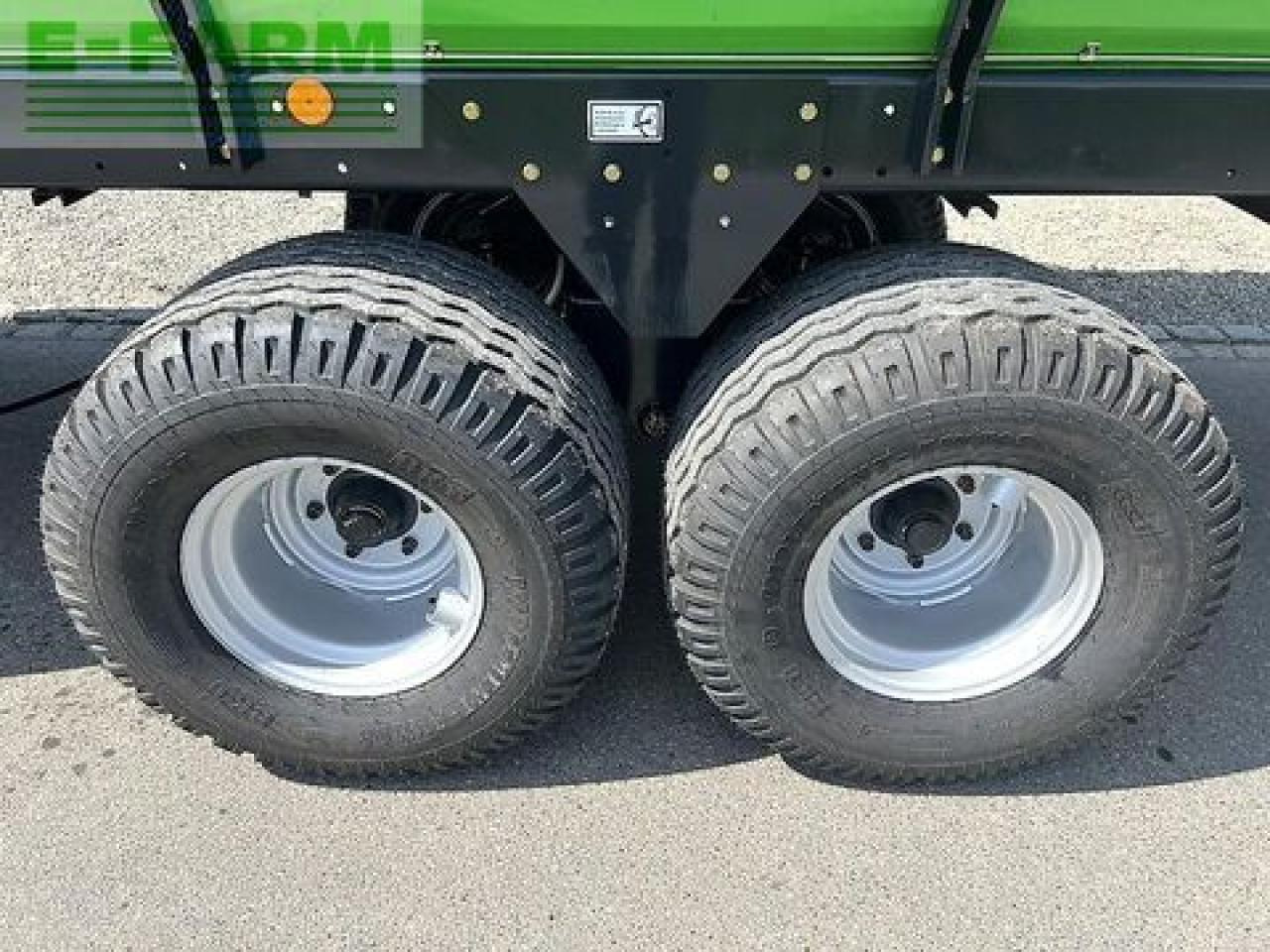 Deutz-Fahr k 7.39 in sehr gutem zustand und mit breiter pic - Farm tipping trailer/ Dumper: picture 3 Deutz-Fahr k 7.39 in sehr gutem zustand und mit breiter pic - Farm tipping trailer/ Dumper: picture 3