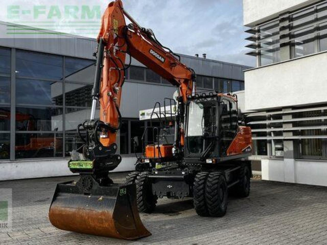 Doosan dx 160w-7 - Wheel excavator: picture 1 Doosan dx 160w-7 - Wheel excavator: picture 1