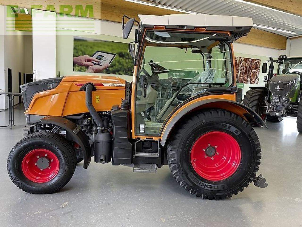 Fendt 208 f vario gen3 t F - Farm tractor: picture 4 Fendt 208 f vario gen3 t F - Farm tractor: picture 4