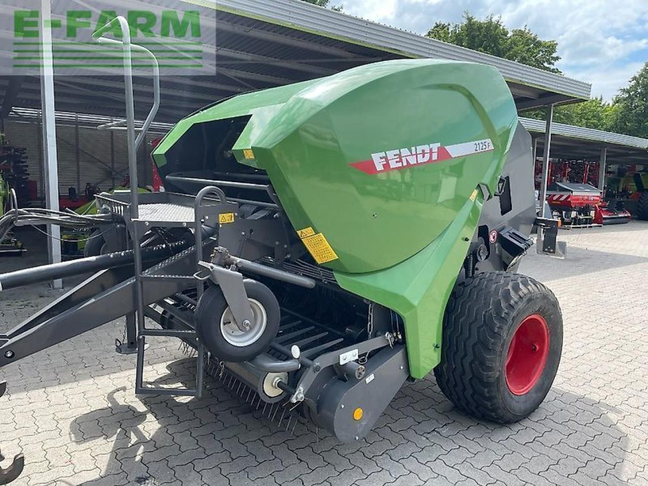 Fendt 2125f - Square baler: picture 2 Fendt 2125f - Square baler: picture 2