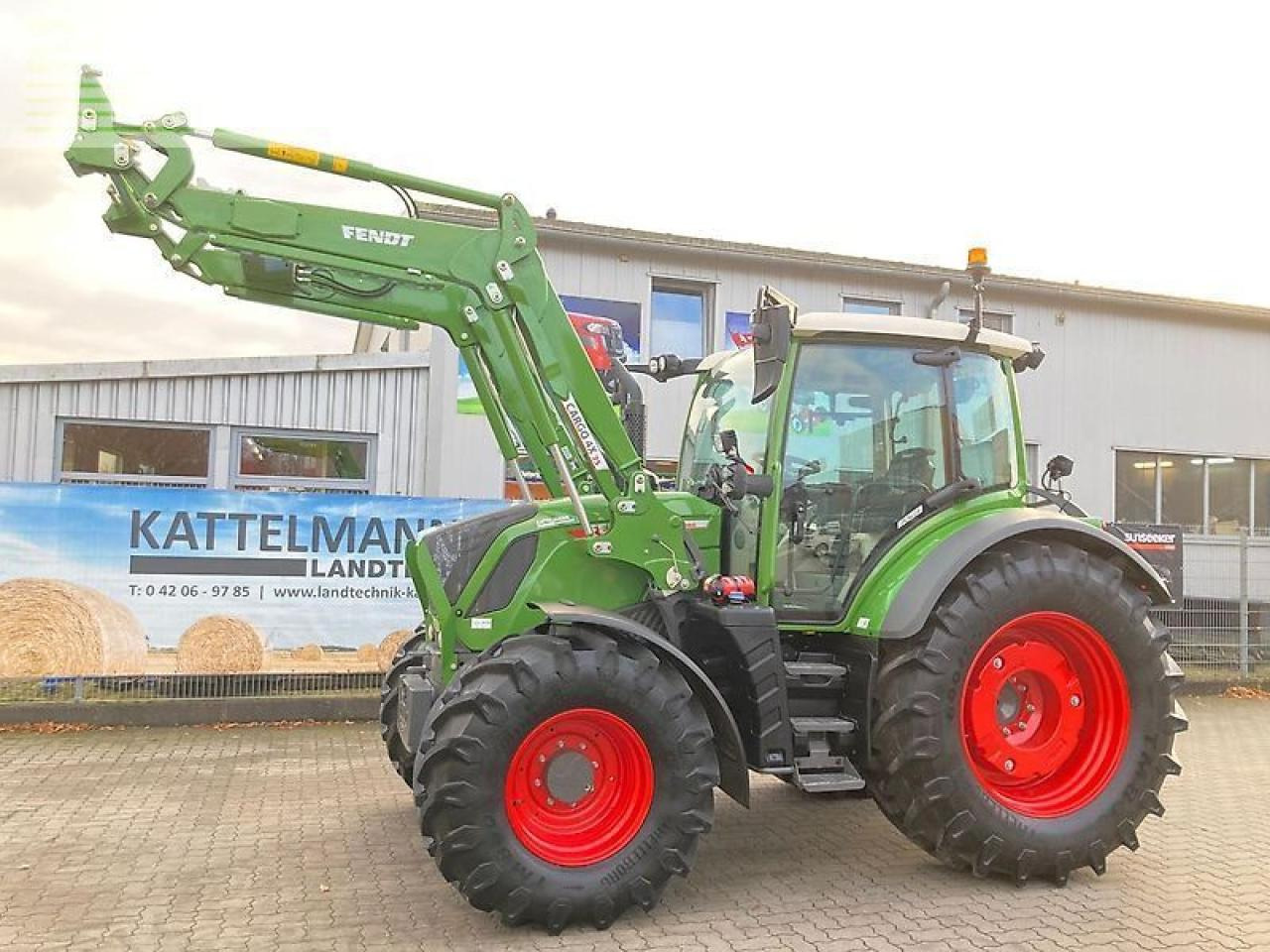 Fendt 311 vario gen4 power Power - Farm tractor: picture 2 Fendt 311 vario gen4 power Power - Farm tractor: picture 2