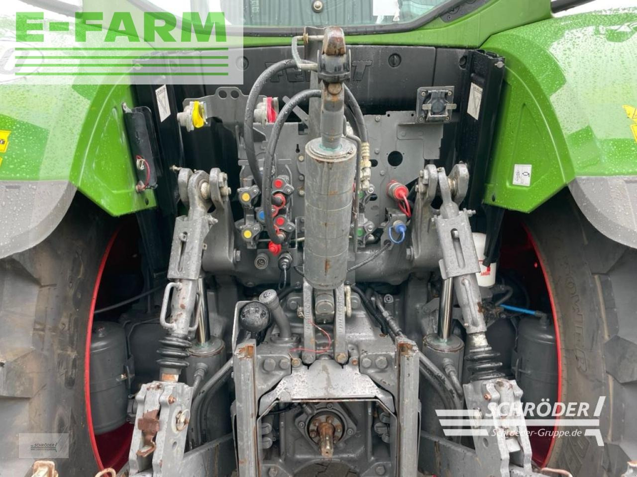 Farm tractor Fendt 724 s4 power plus rtk: picture 17