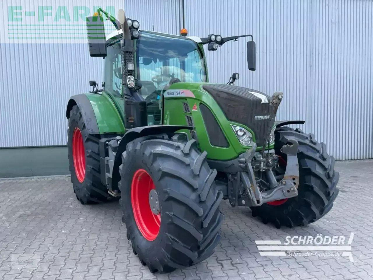 Fendt 724 s4 profi plus - Farm tractor: picture 1 Fendt 724 s4 profi plus - Farm tractor: picture 1