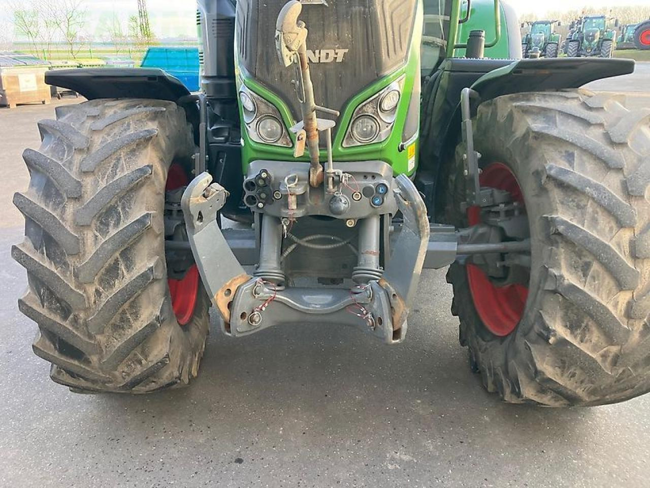 Fendt 724 s4 profi plus *rtk* - Farm tractor: picture 5 Fendt 724 s4 profi plus *rtk* - Farm tractor: picture 5