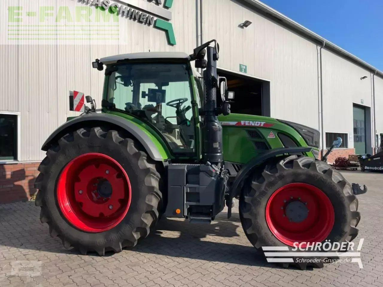 Fendt 724 vario gen6 power plus PowerPlus - Farm tractor: picture 3 Fendt 724 vario gen6 power plus PowerPlus - Farm tractor: picture 3