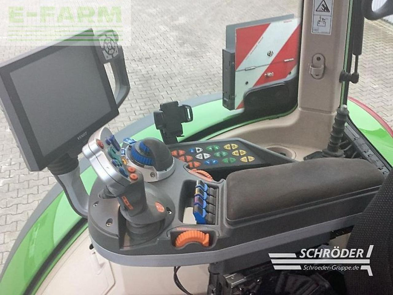 Fendt 724 vario s4 profi plus ProfiPlus - Farm tractor: picture 5 Fendt 724 vario s4 profi plus ProfiPlus - Farm tractor: picture 5