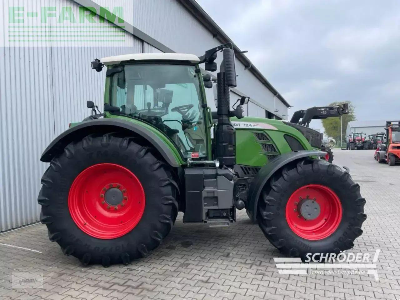 Fendt 724 vario s4 profi plus ProfiPlus - Farm tractor: picture 2 Fendt 724 vario s4 profi plus ProfiPlus - Farm tractor: picture 2