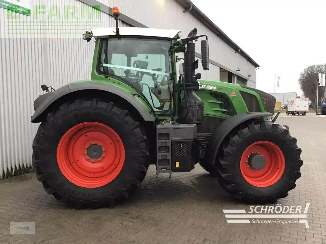 Fendt 824 s4 profi plus - Farm tractor: picture 2 Fendt 824 s4 profi plus - Farm tractor: picture 2