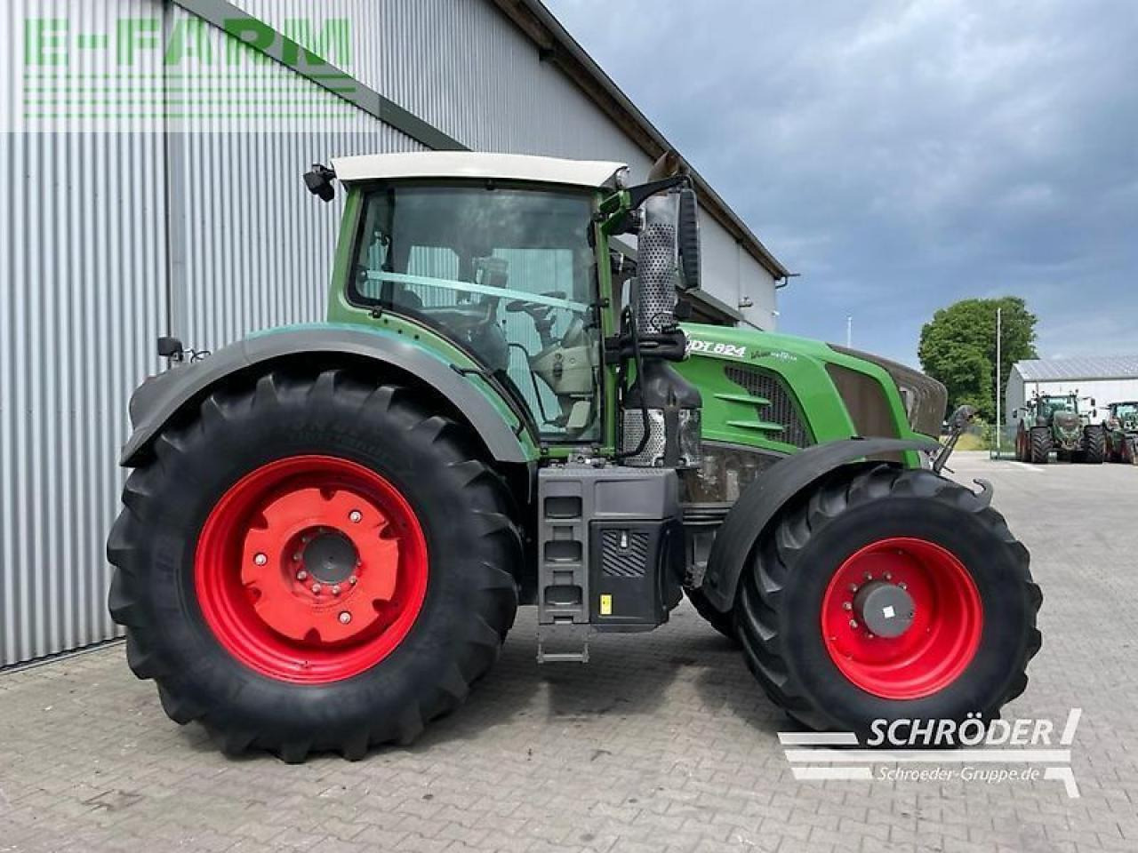 Fendt 824 vario s4 profi Profi - Farm tractor: picture 5 Fendt 824 vario s4 profi Profi - Farm tractor: picture 5