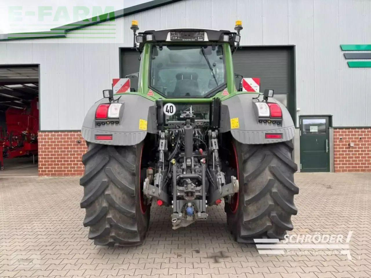 Fendt 824 vario s4 profi plus ProfiPlus - Farm tractor: picture 4 Fendt 824 vario s4 profi plus ProfiPlus - Farm tractor: picture 4
