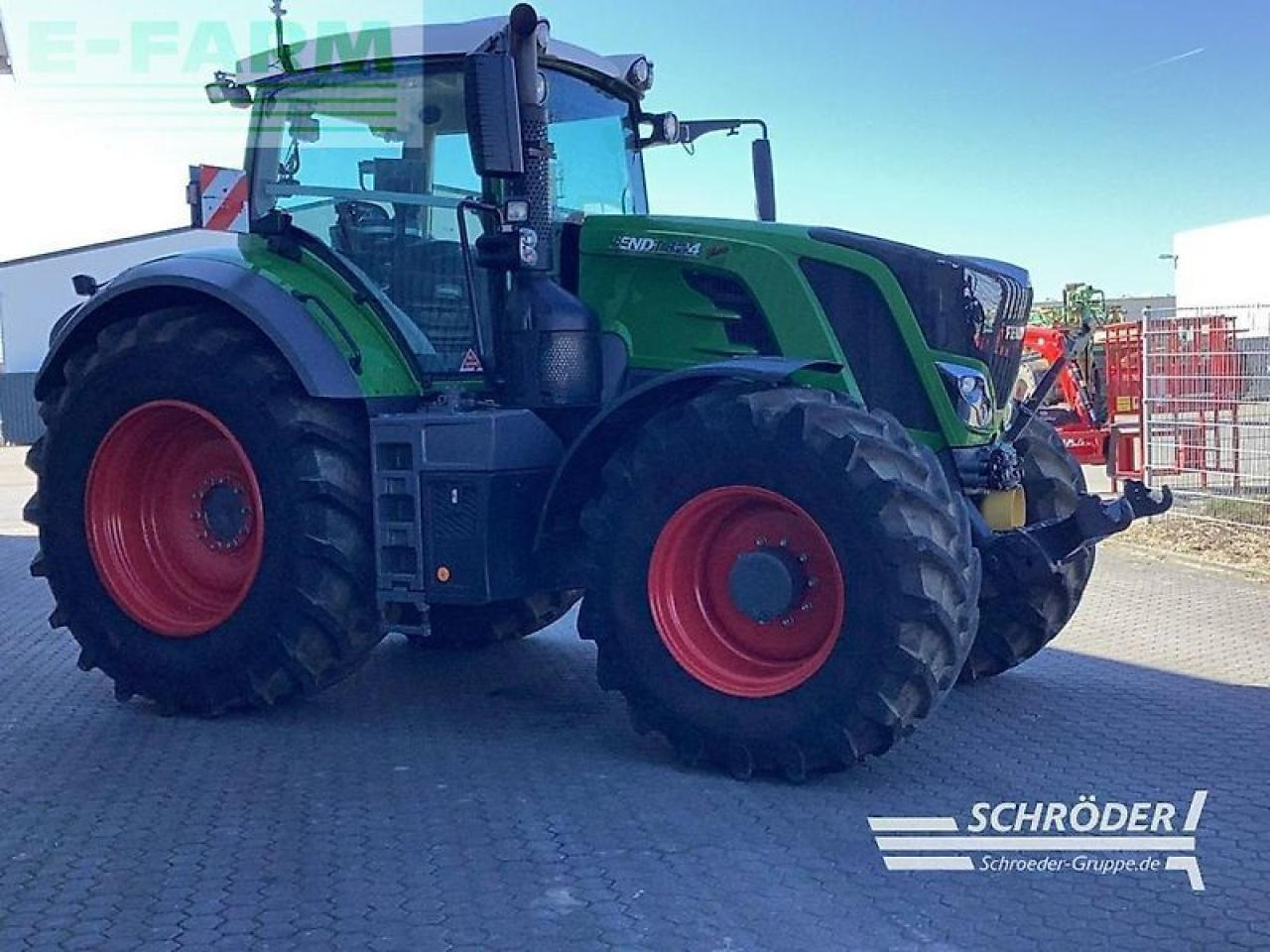 Fendt 824 vario s4 profi plus ProfiPlus - Farm tractor: picture 1 Fendt 824 vario s4 profi plus ProfiPlus - Farm tractor: picture 1