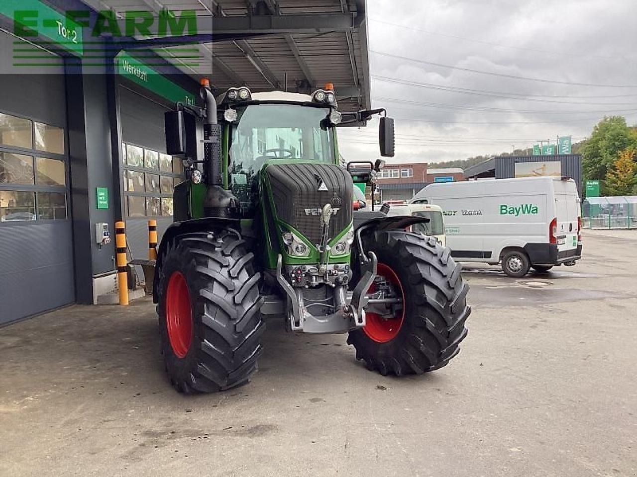 Fendt 828 vario s4 profi plus - Farm tractor: picture 3 Fendt 828 vario s4 profi plus - Farm tractor: picture 3
