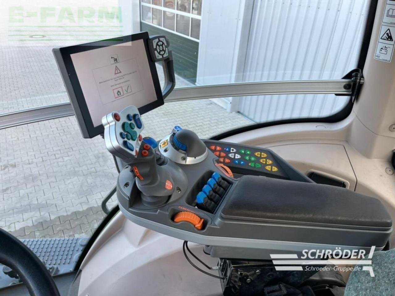 Farm tractor Fendt 828 vario s4 profi plus ProfiPlus: picture 6