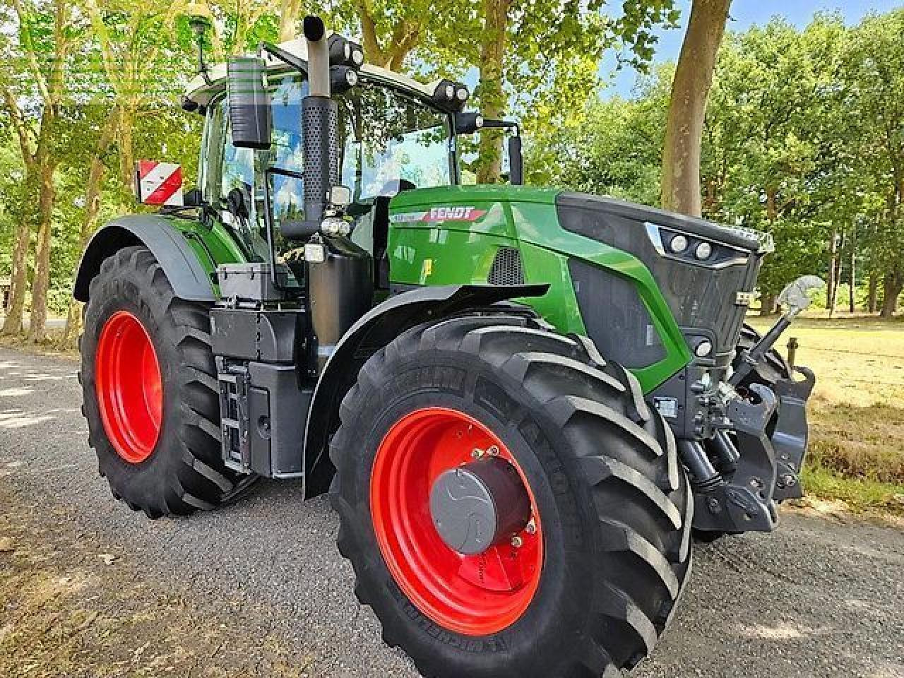 Fendt 933 gen6 profi plus 1900h ( 930 936 939 942 ) - Farm tractor: picture 2 Fendt 933 gen6 profi plus 1900h ( 930 936 939 942 ) - Farm tractor: picture 2
