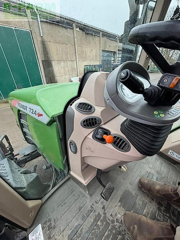 Fendt fendt 724 vario - Farm tractor: picture 4 Fendt fendt 724 vario - Farm tractor: picture 4