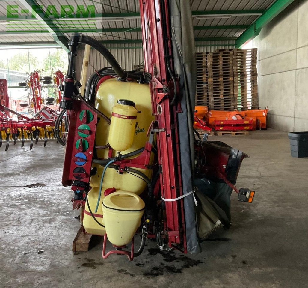 Hardi Master 1200 Twin Stream - Trailed sprayer: picture 2 Hardi Master 1200 Twin Stream - Trailed sprayer: picture 2