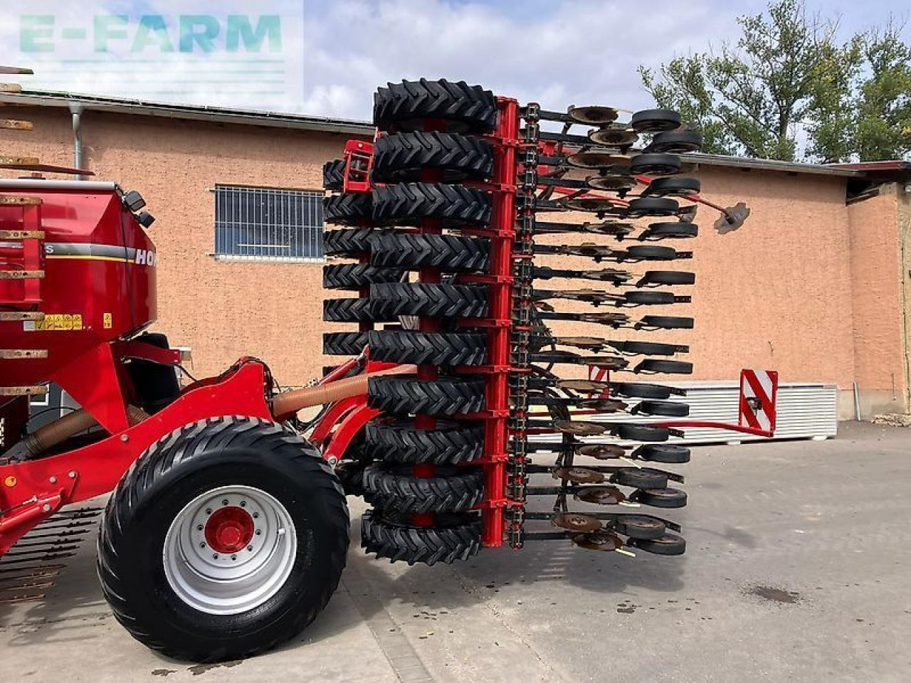Horsch pronto 6 as *mit saatflusskontrolle* - Seed drill: picture 4 Horsch pronto 6 as *mit saatflusskontrolle* - Seed drill: picture 4