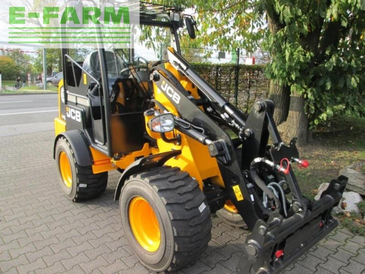 Wheel loader JCB 403: picture 9