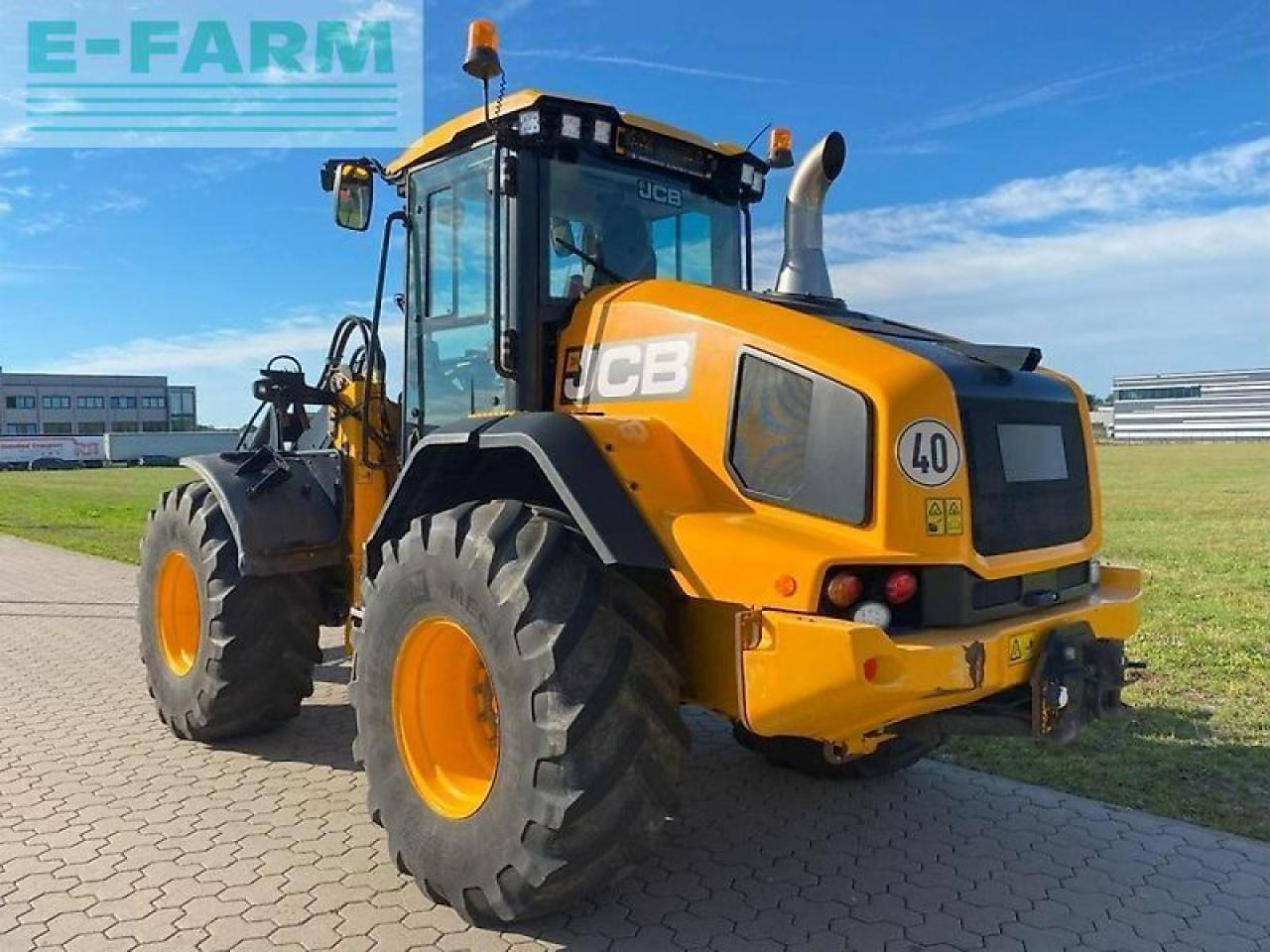Mini excavator JCB 419s agri super high lift: picture 6