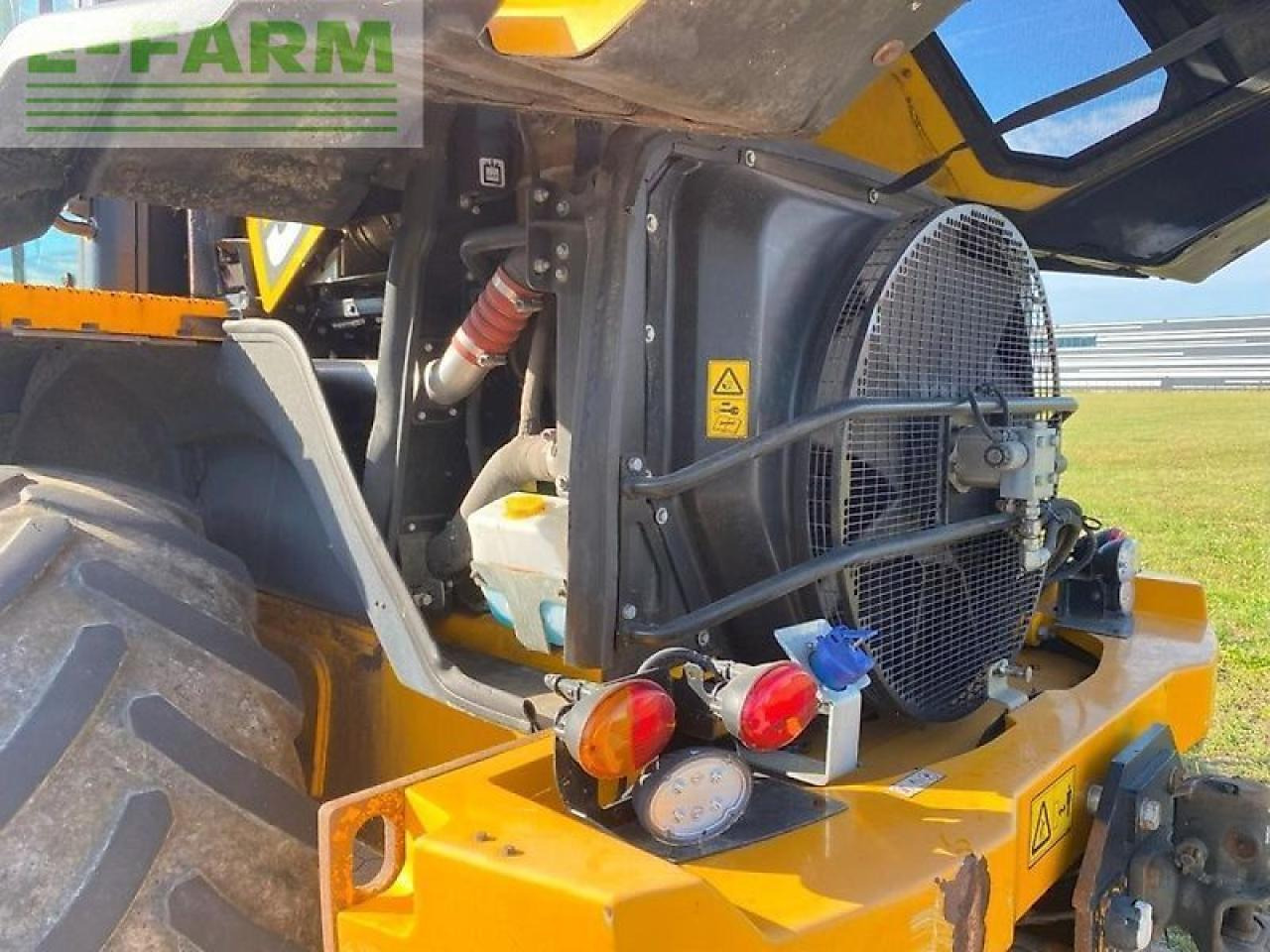 Mini excavator JCB 419s agri super high lift: picture 7