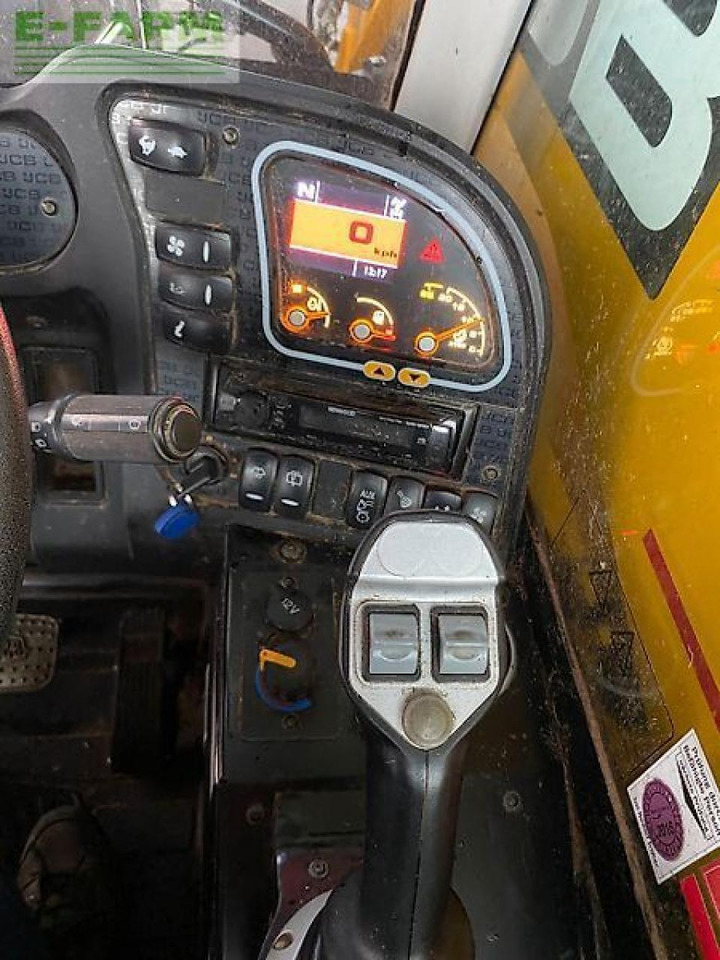 Telescopic handler JCB 527-58 agri: picture 11