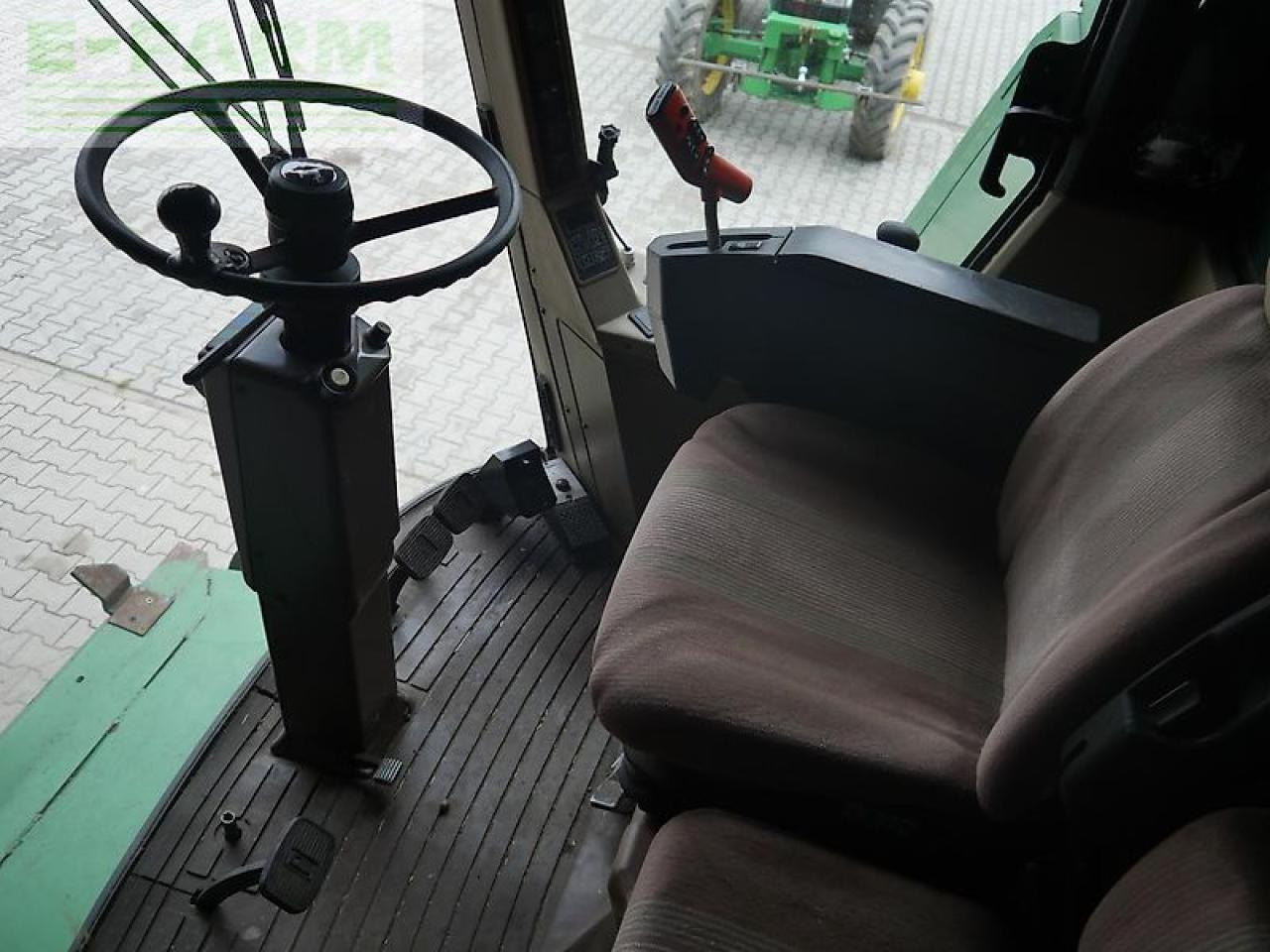 John Deere 2064 + 6m schneidwerk - Combine harvester: picture 4 John Deere 2064 + 6m schneidwerk - Combine harvester: picture 4