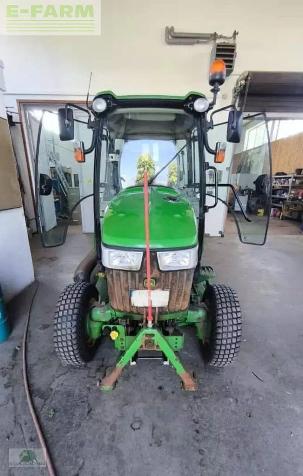 John Deere 3046r - Farm tractor: picture 2 John Deere 3046r - Farm tractor: picture 2