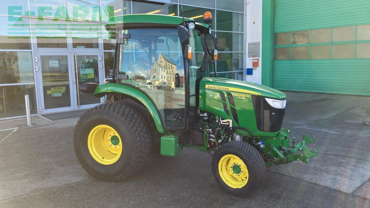 John Deere 4066R - Farm tractor: picture 5 John Deere 4066R - Farm tractor: picture 5
