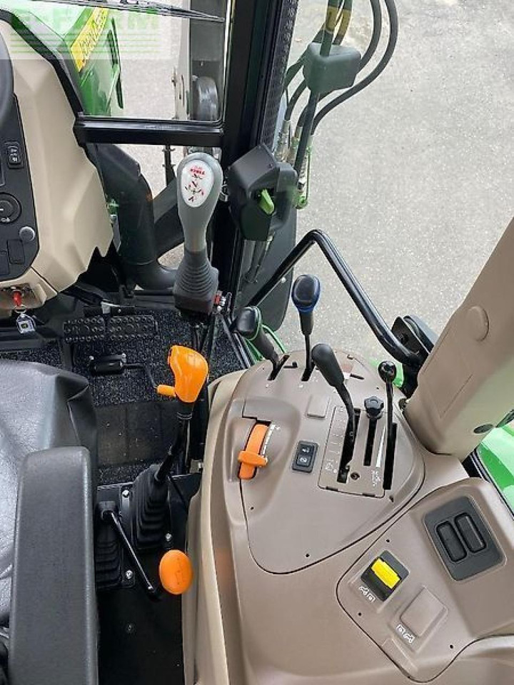 Farm tractor John Deere 5075e: picture 15