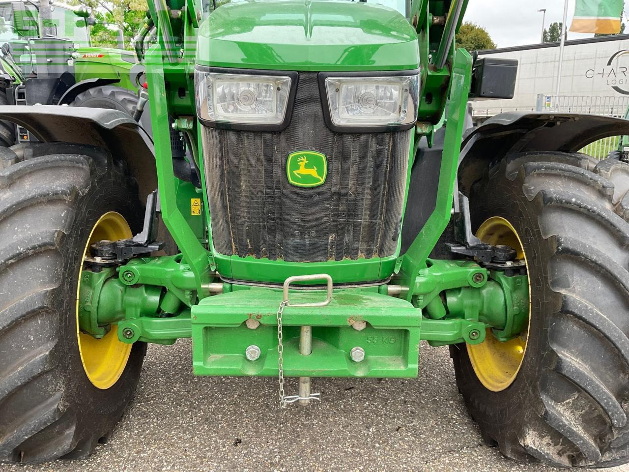 Farm tractor John Deere 5090R: picture 9
