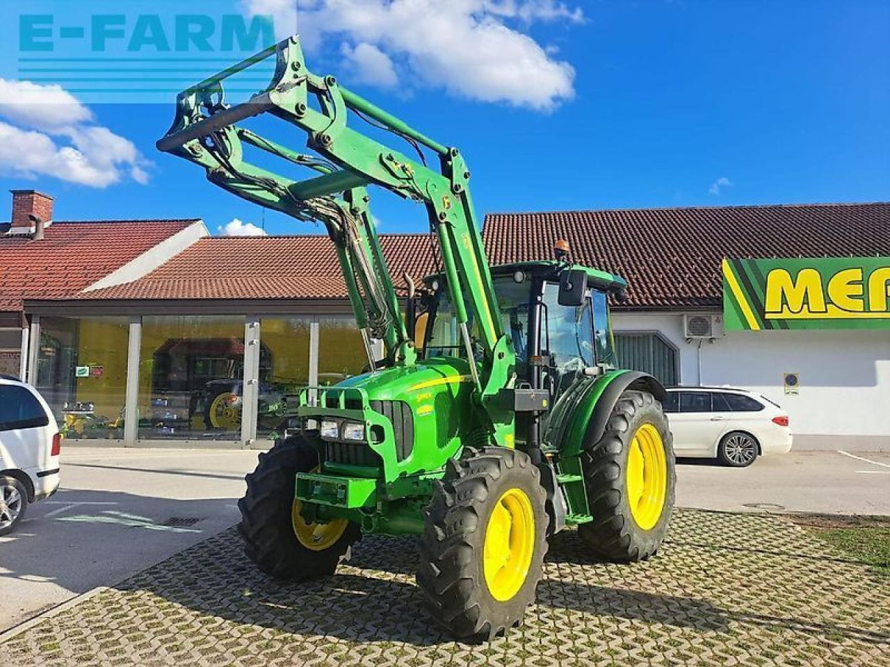 John Deere 5090r - Farm tractor: picture 1 John Deere 5090r - Farm tractor: picture 1