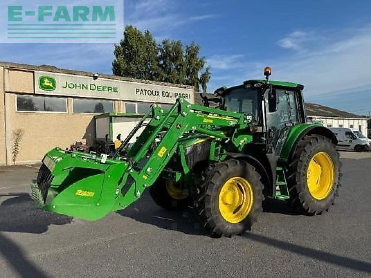 John Deere 6100m - Farm tractor: picture 1 John Deere 6100m - Farm tractor: picture 1