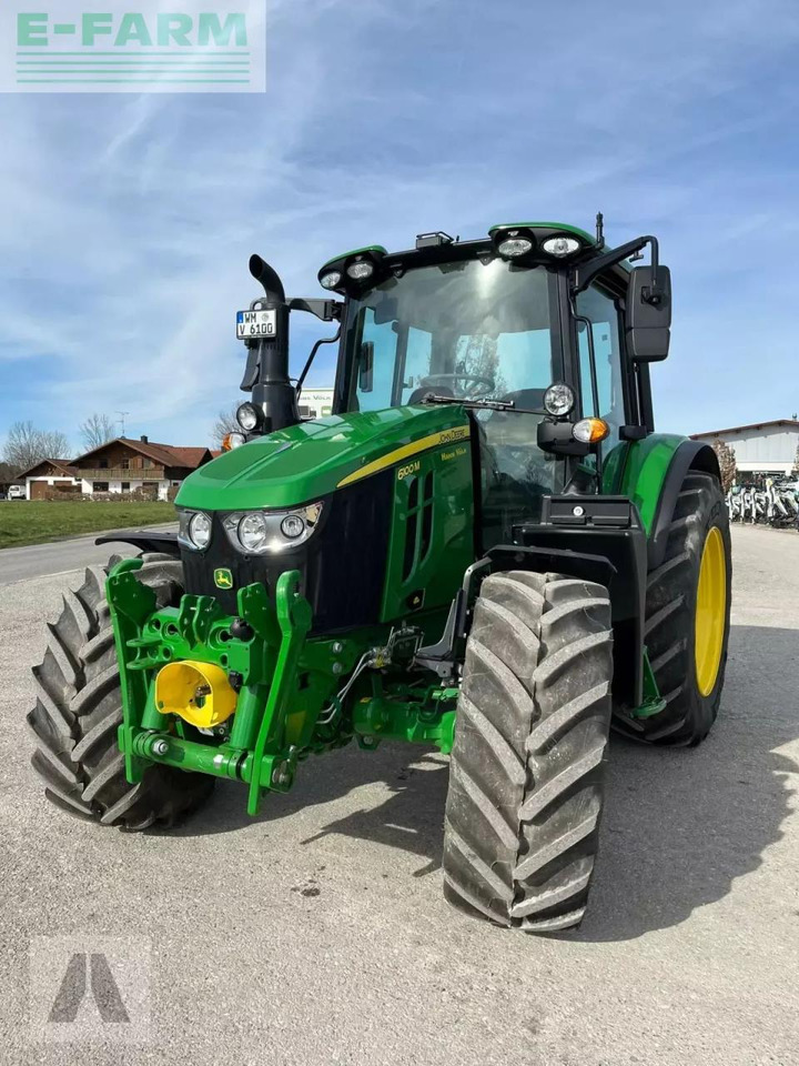 John Deere 6100m - Farm tractor: picture 5 John Deere 6100m - Farm tractor: picture 5