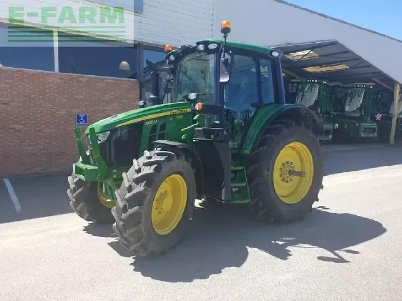 John Deere 6120m - Farm tractor: picture 1 John Deere 6120m - Farm tractor: picture 1