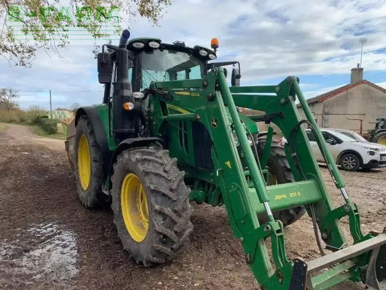John Deere 6120m - Farm tractor: picture 2 John Deere 6120m - Farm tractor: picture 2