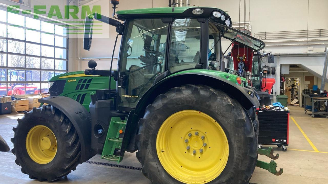 John Deere 6130R - Farm tractor: picture 2 John Deere 6130R - Farm tractor: picture 2