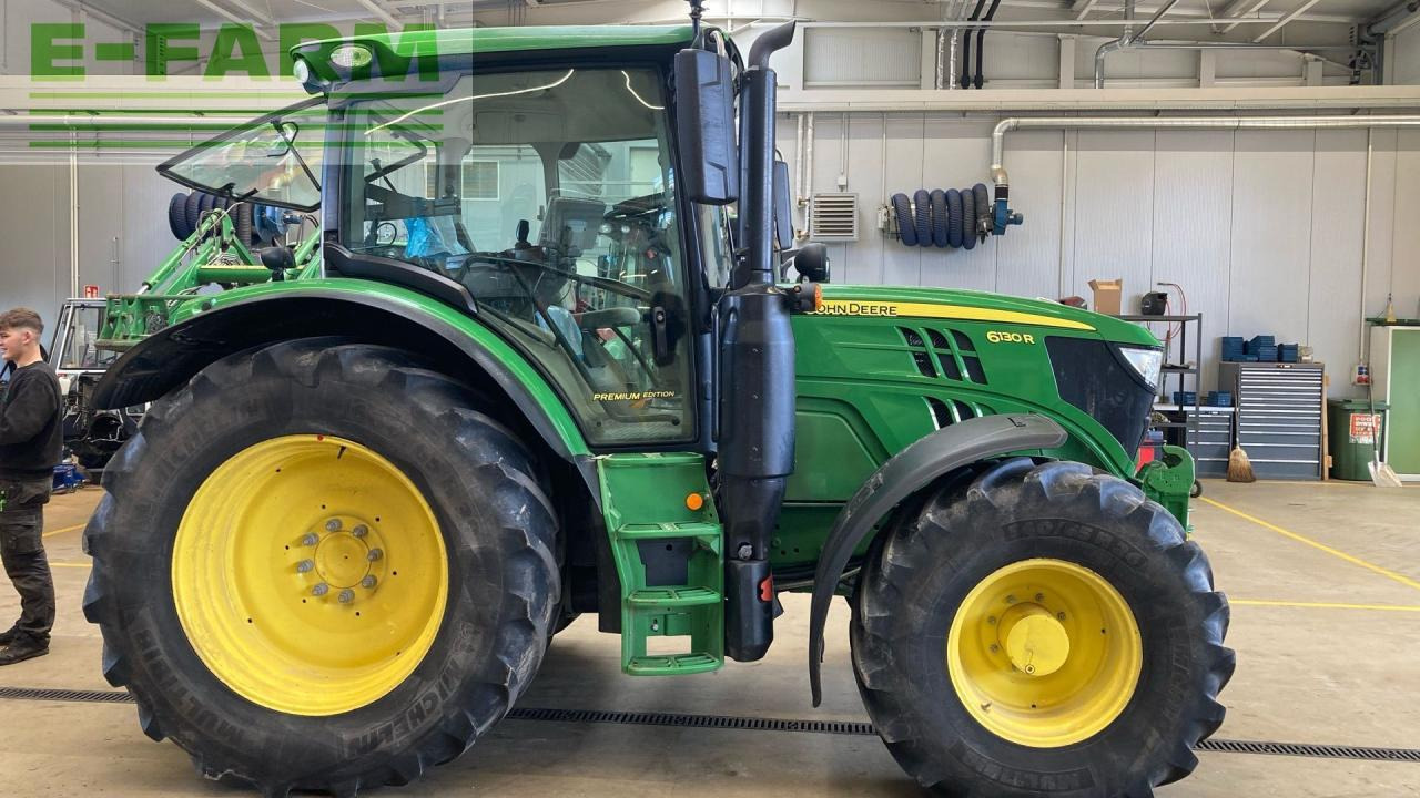 John Deere 6130R - Farm tractor: picture 5 John Deere 6130R - Farm tractor: picture 5
