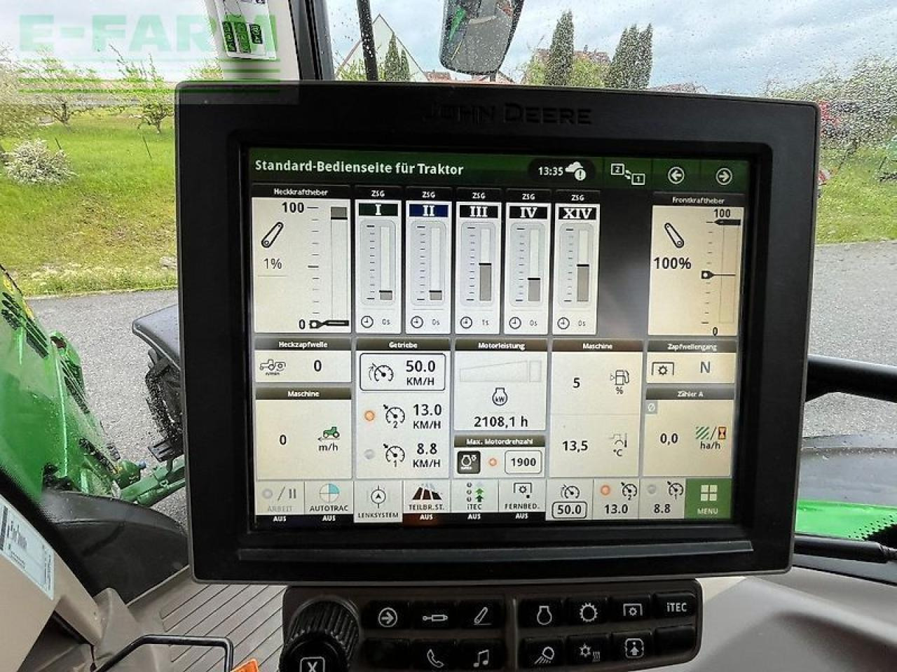 John Deere 6130r - Farm tractor: picture 3 John Deere 6130r - Farm tractor: picture 3