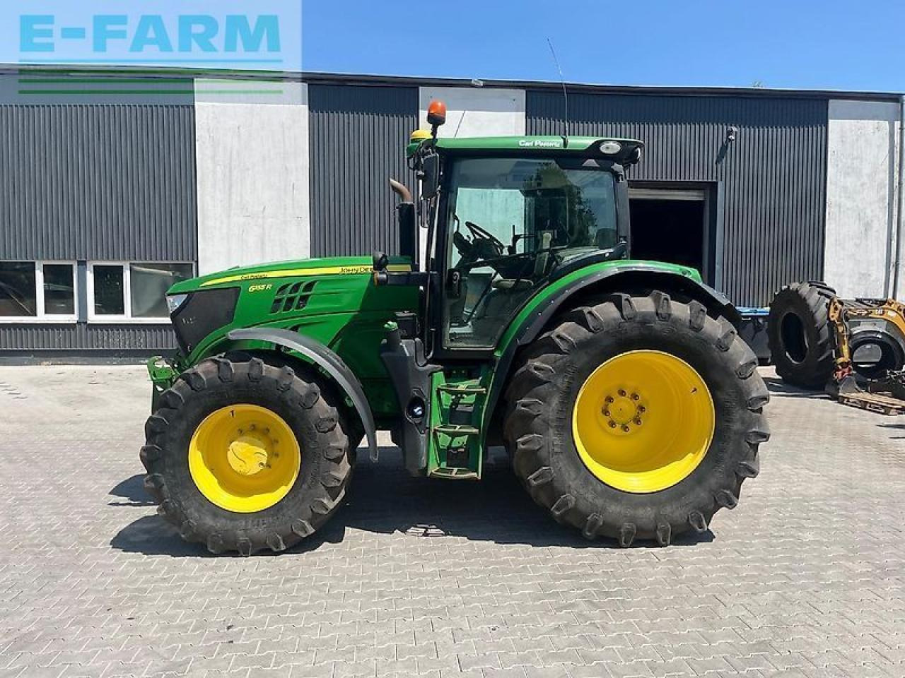 John Deere 6155 r - Farm tractor: picture 1 John Deere 6155 r - Farm tractor: picture 1