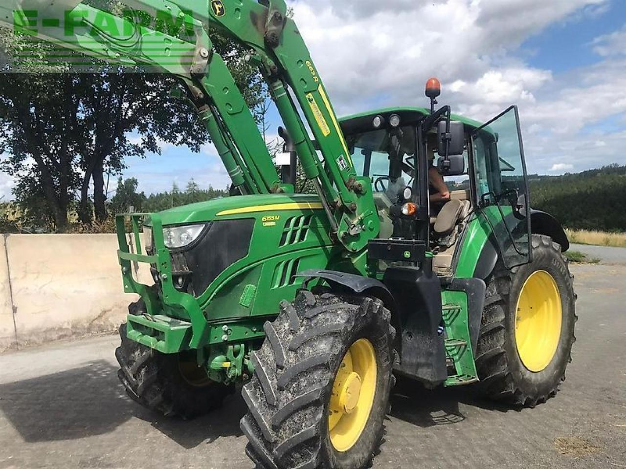 John Deere 6155m - Farm tractor: picture 1 John Deere 6155m - Farm tractor: picture 1
