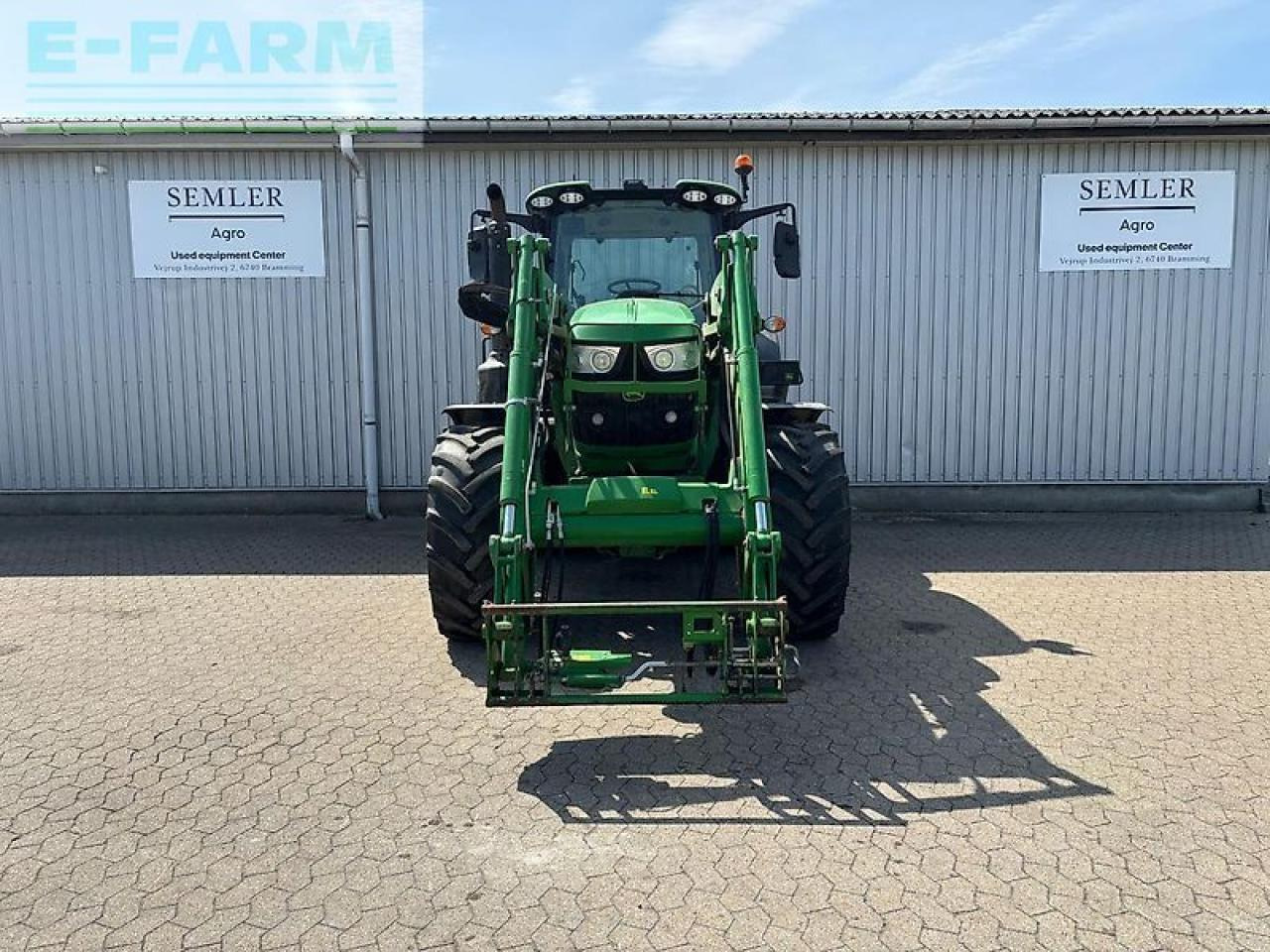 John Deere 6155m - Farm tractor: picture 2 John Deere 6155m - Farm tractor: picture 2