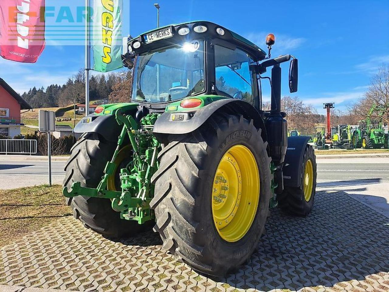 John Deere 6155r - Farm tractor: picture 5 John Deere 6155r - Farm tractor: picture 5