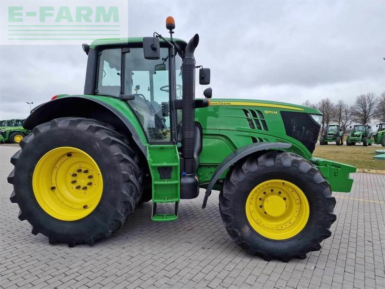 John Deere 6170m - Farm tractor: picture 4 John Deere 6170m - Farm tractor: picture 4