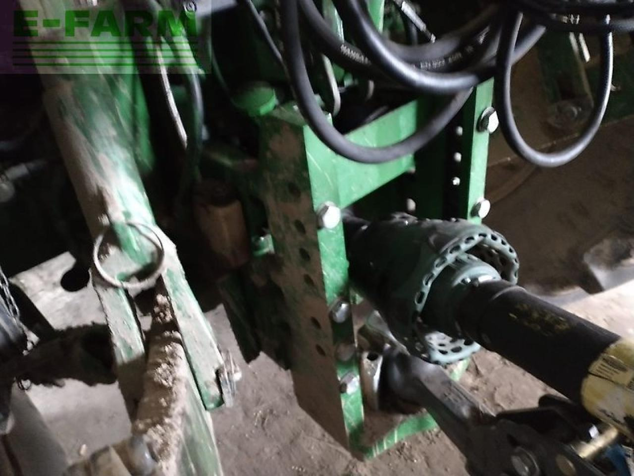 John Deere 6170r my14 ap 40 - Farm tractor: picture 5 John Deere 6170r my14 ap 40 - Farm tractor: picture 5