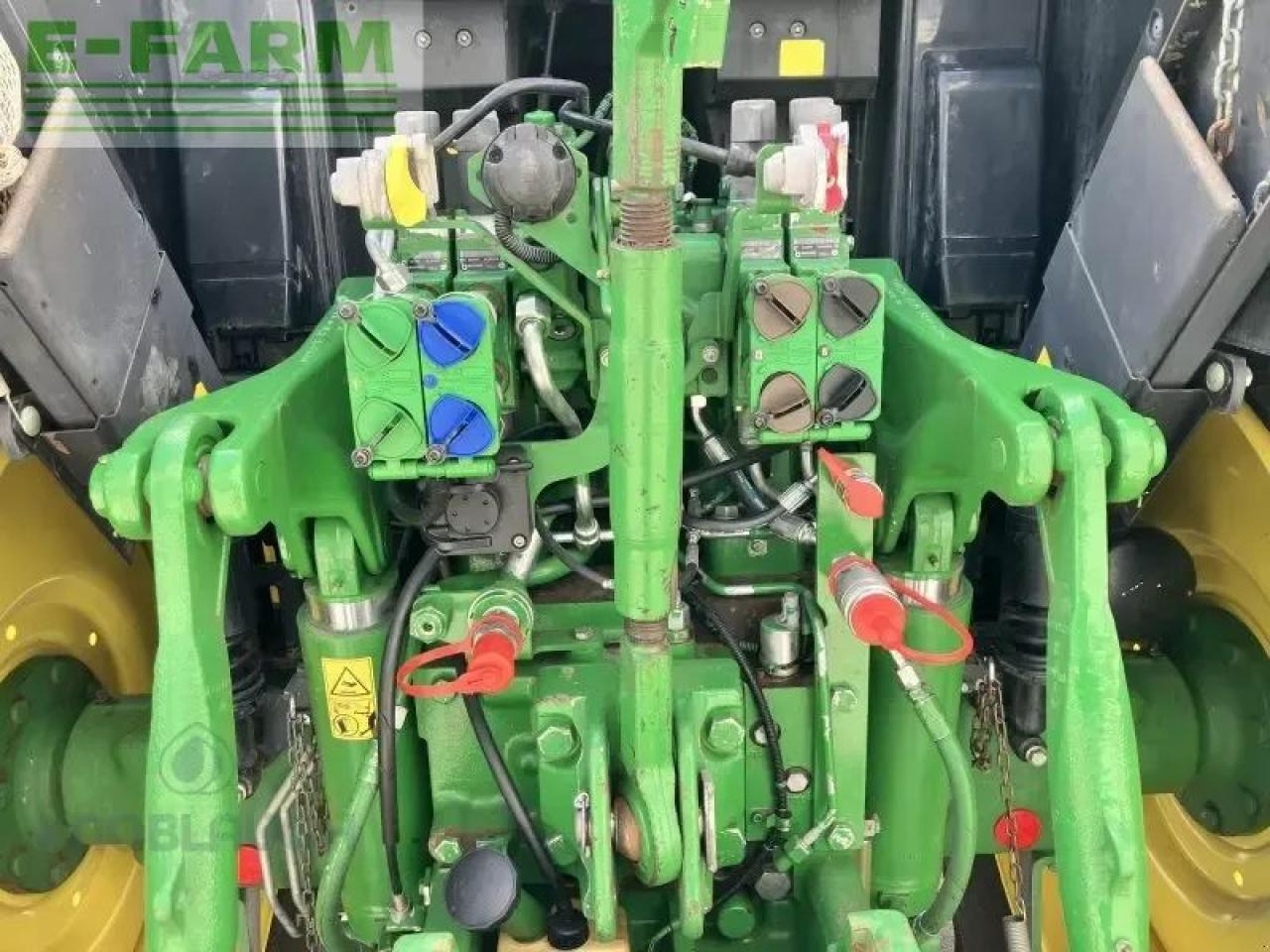 John Deere 6195m - Farm tractor: picture 5 John Deere 6195m - Farm tractor: picture 5